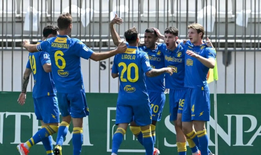 il-frosinone-vince-1-0-a-monza-e-si-avvicina-alla-salvezza