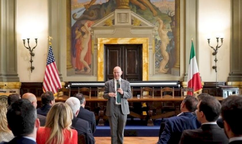 ambasciatore-usa-incontra-la-scuola-politica-“vivere-nella-comunita”