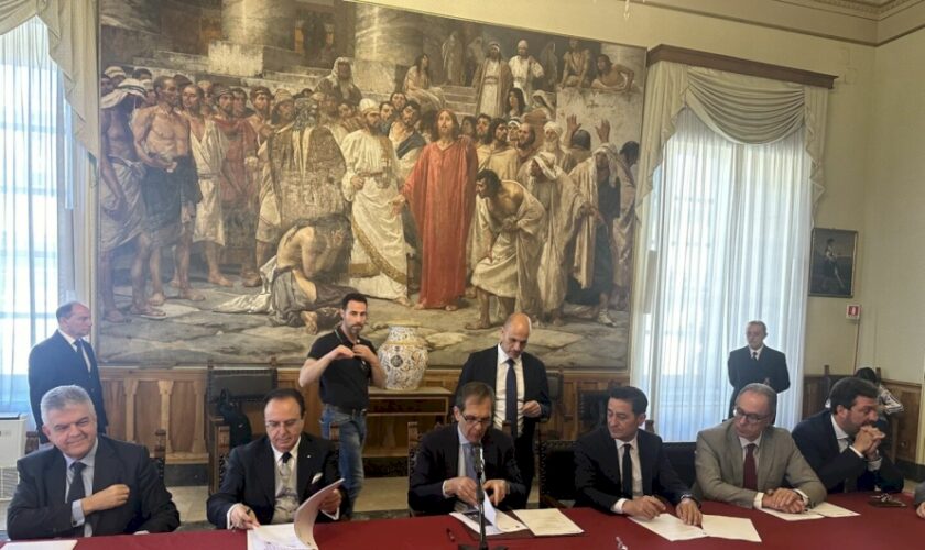 comune-di-catania,-rfi-e-fs-sistemi-urbani-firmano-protocollo-su-infrastrutture