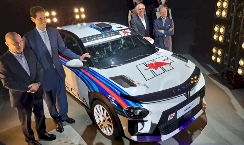 lancia-svela-la-ypsilon-hf-e-la-ypsilon-rally-4-hf-e-torna-nei-rally