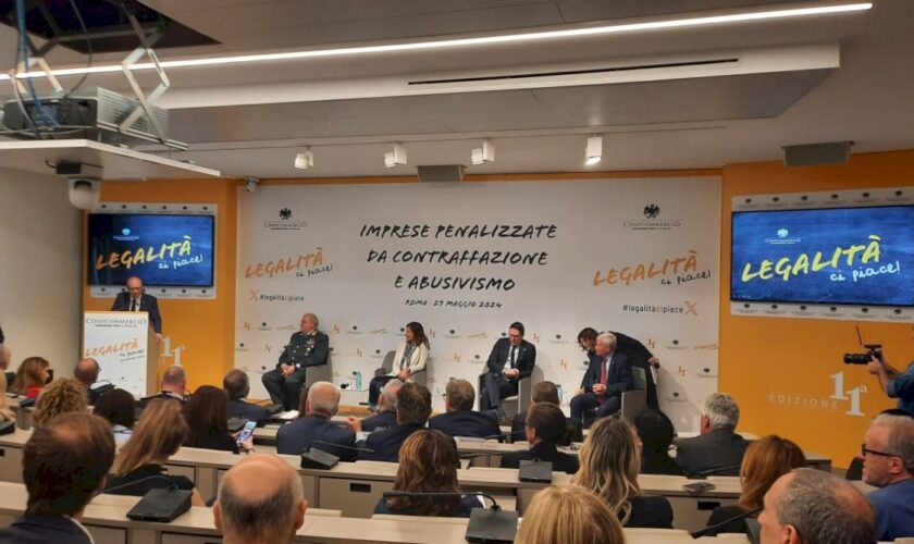 confcommercio,-nel-2023-l’illegalita-e-costata-38,6-miliardi