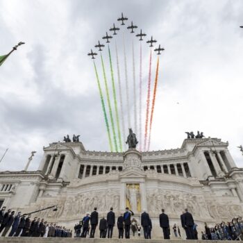 mattarella-“indipendenza-e-liberta-sono-conquiste-che-vanno-difese-ogni-giorno”