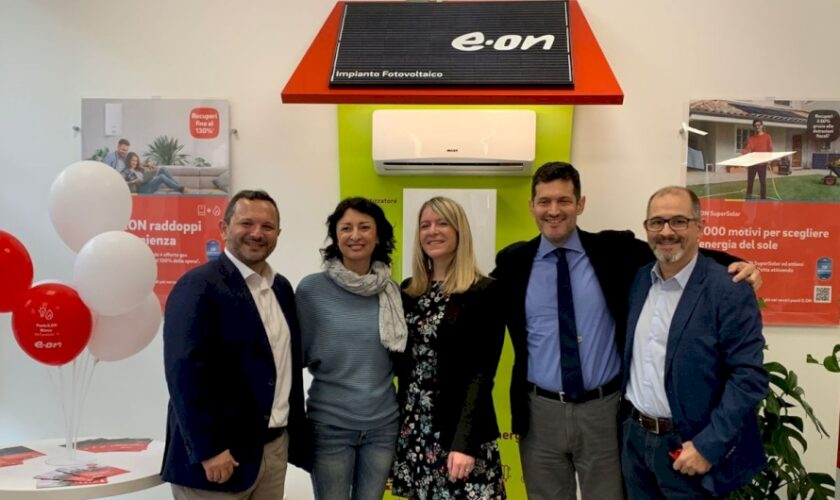 e.on-inaugura-un-nuovo-punto-a-monza-e-supporta-la-marcia-“formula-uno”